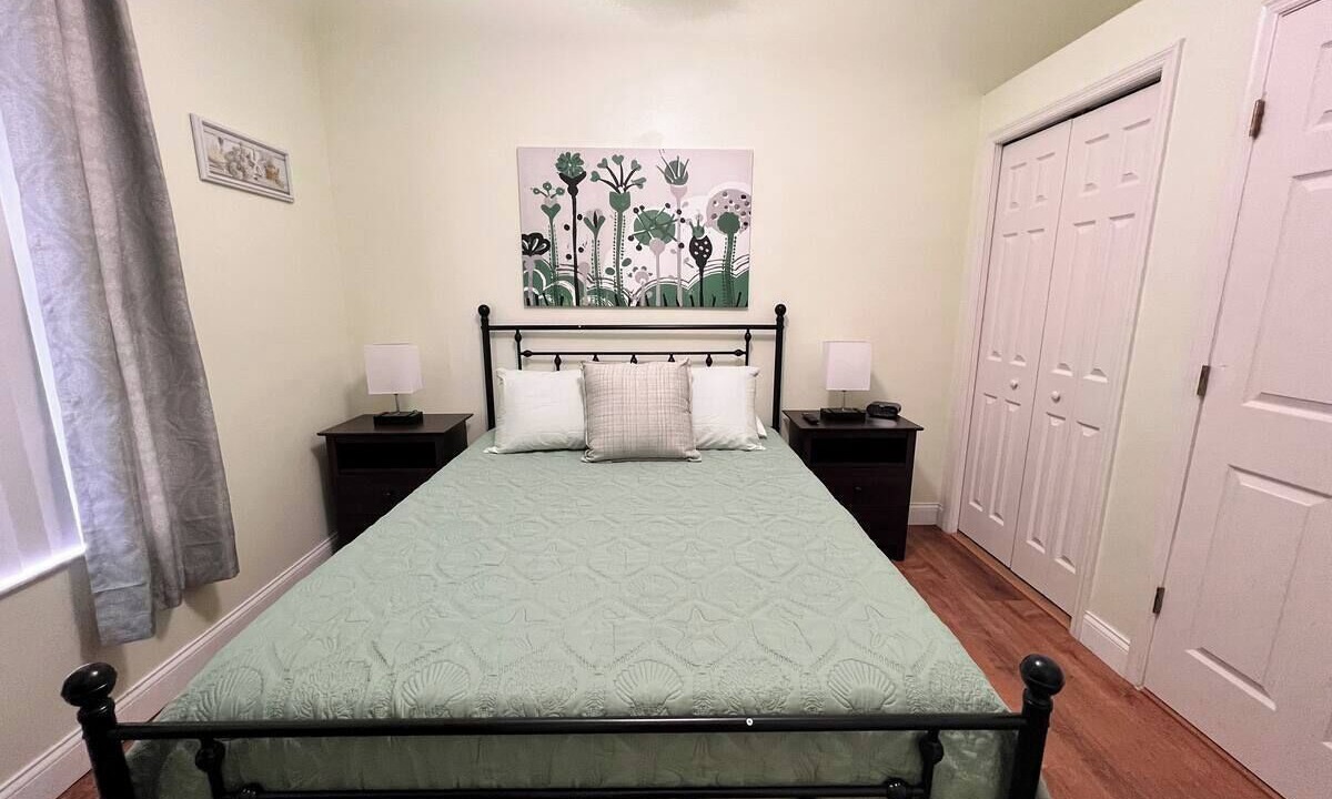 Photo of Bedroom in Sunset Lakes