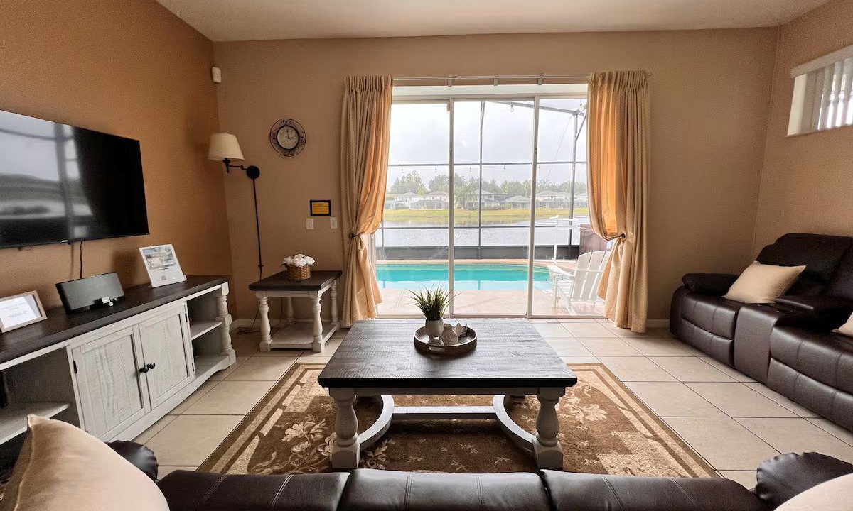 Photo of Livingroom in Sunset Lakes
