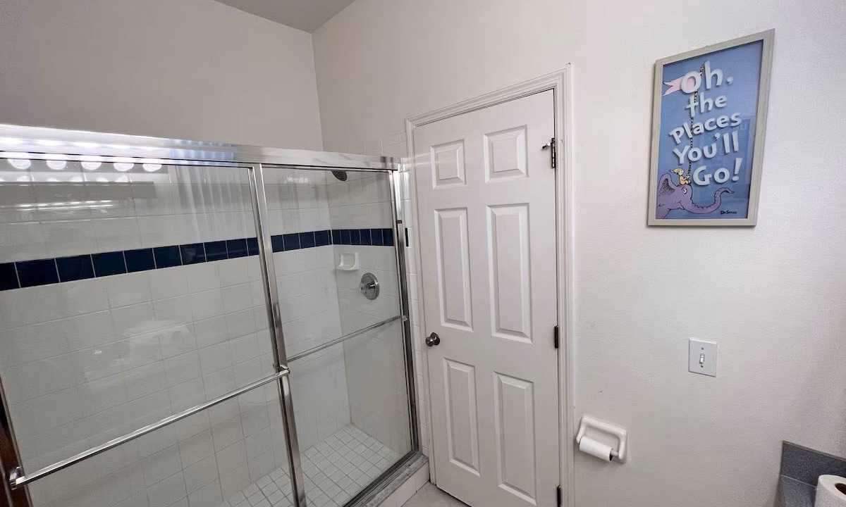 Photo of Bathroom in Sunset Lakes
