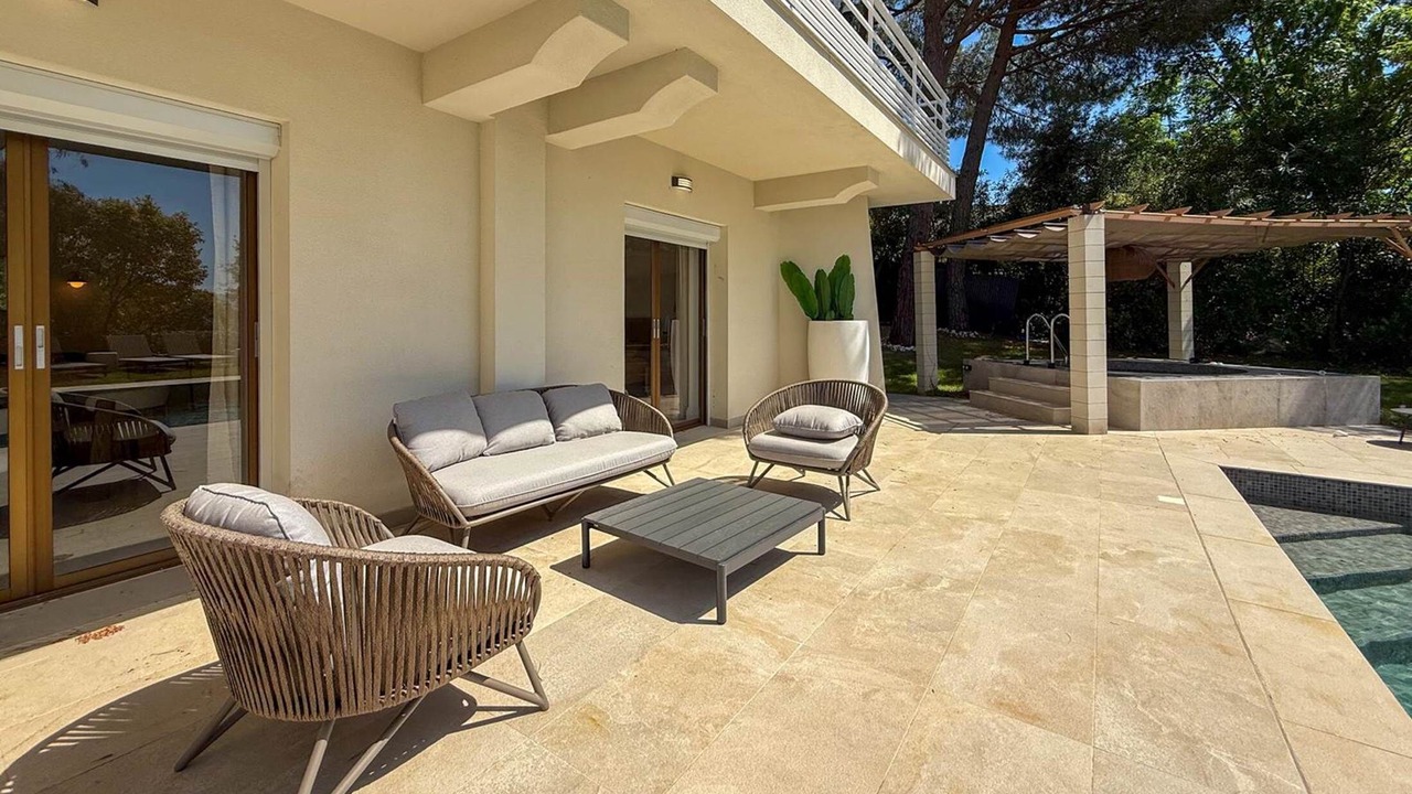 Photo of Others in Mougins