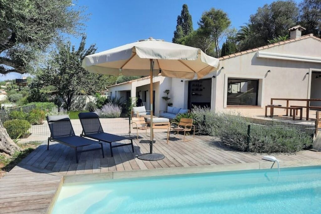 Photo of Outdoor in Saint Pierre de Feric