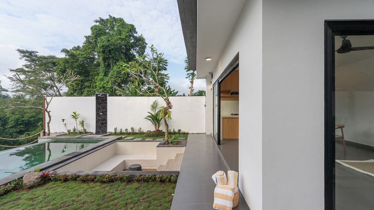 Photo of Patio Balcony in Buwit