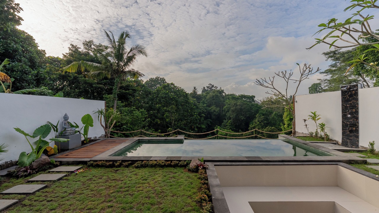Photo of Outdoor in Buwit