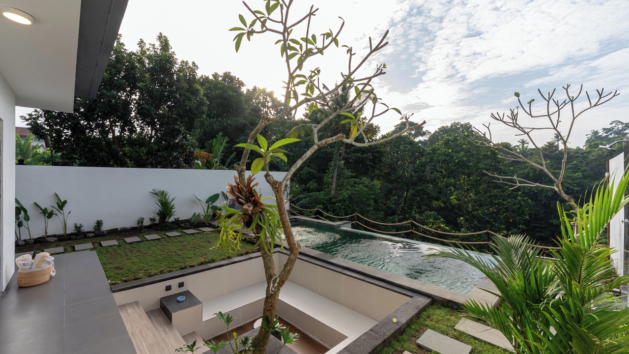 Photo of Outdoor in Buwit
