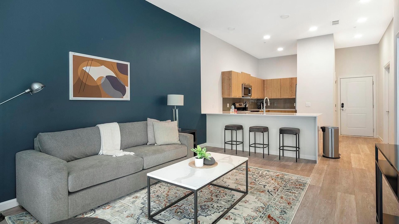 Photo of Livingroom in Florida Center