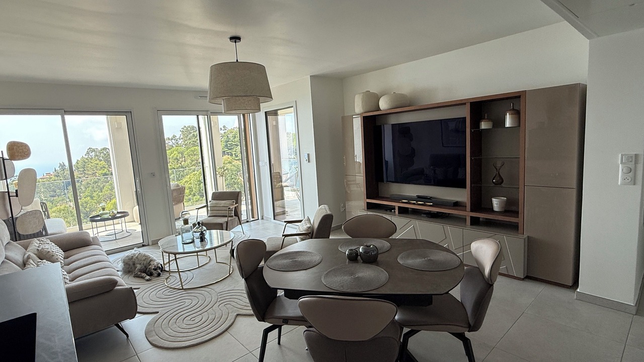Photo of Livingroom in Eze