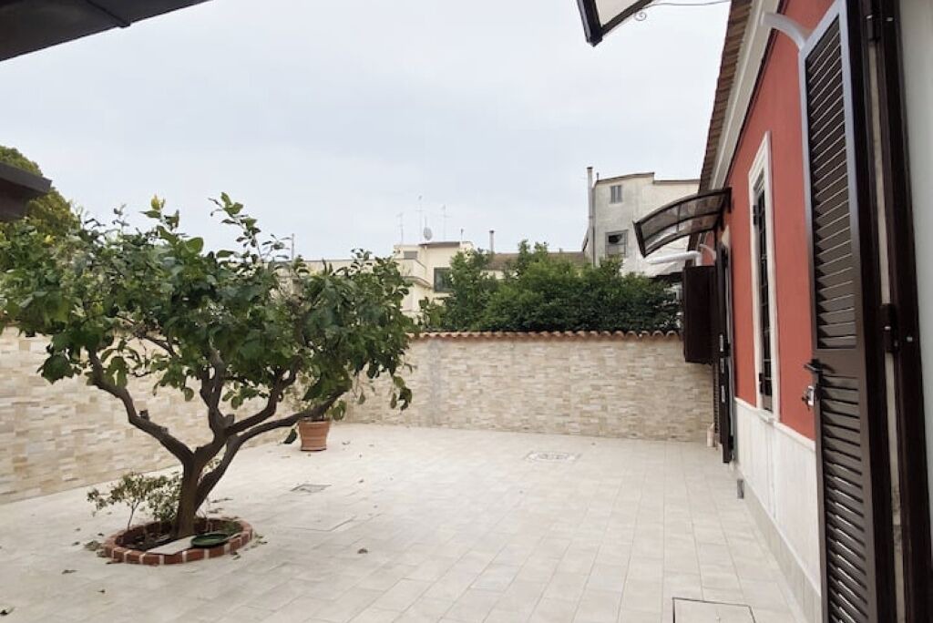 Photo of Patio Balcony in Suburbio VII Portuense