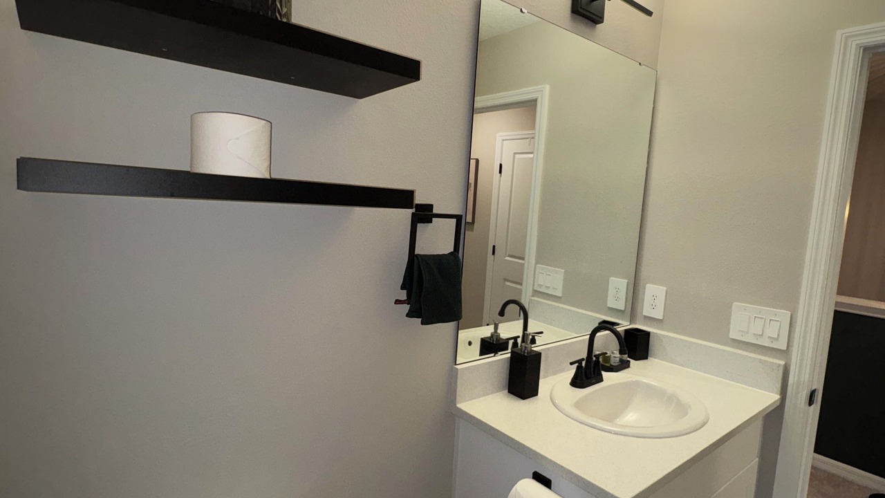 Photo of Bathroom in Poinciana
