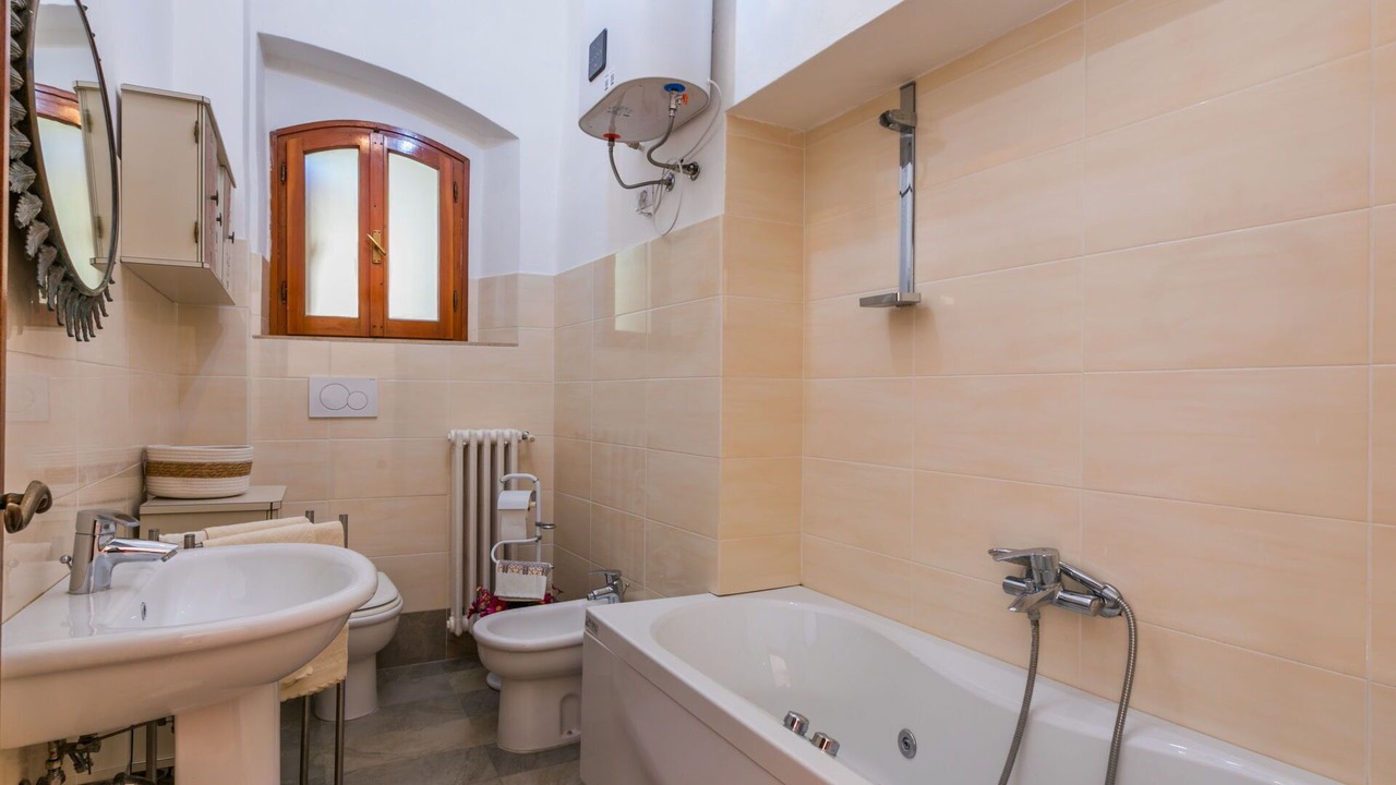 Photo of Bathroom in Volterra