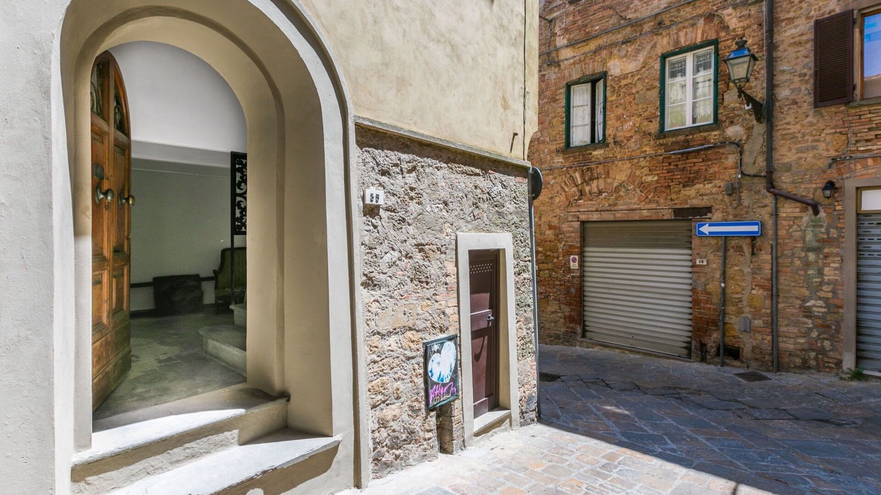 Photo of Others in Volterra