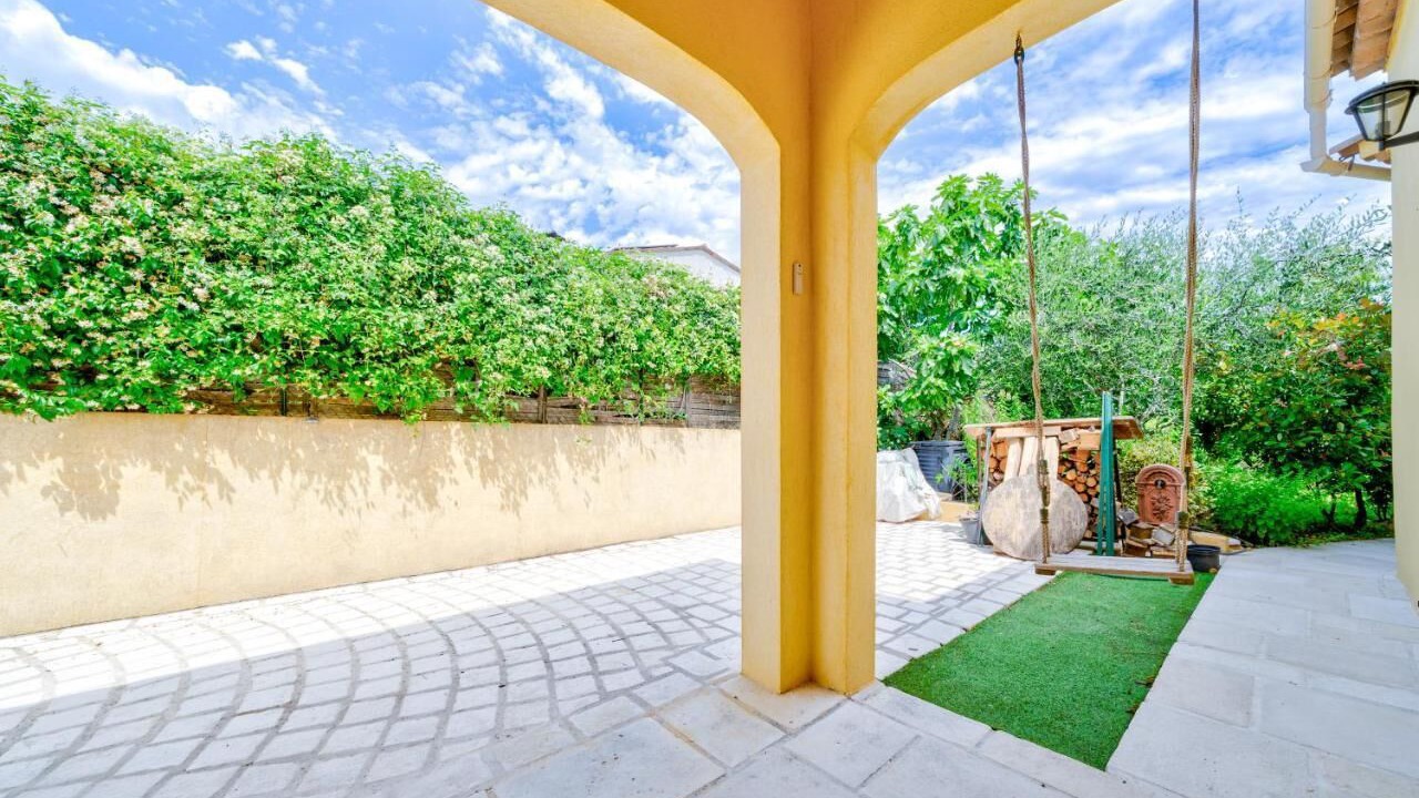 Photo of Outdoor in Carros