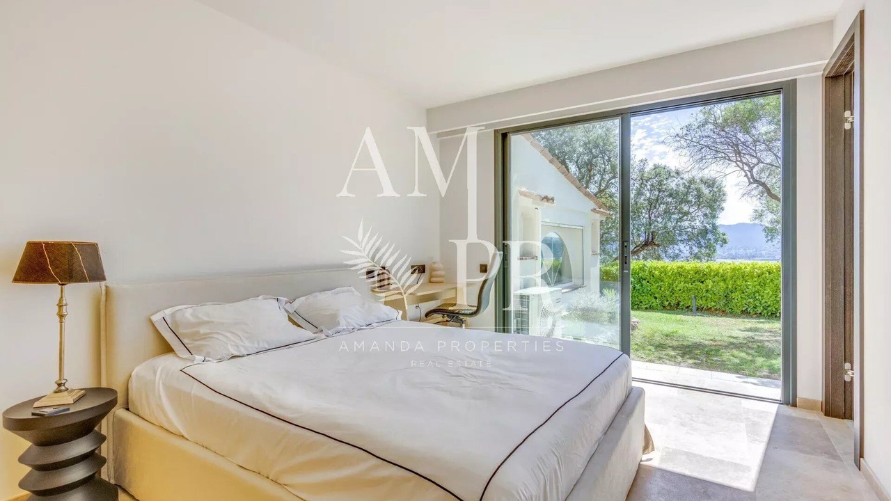 Photo of Bedroom in Pointe Croisette