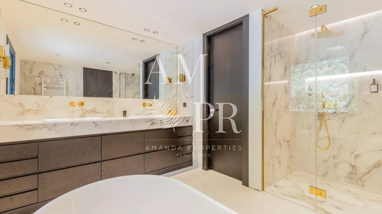 Photo of Bathroom in Pointe Croisette