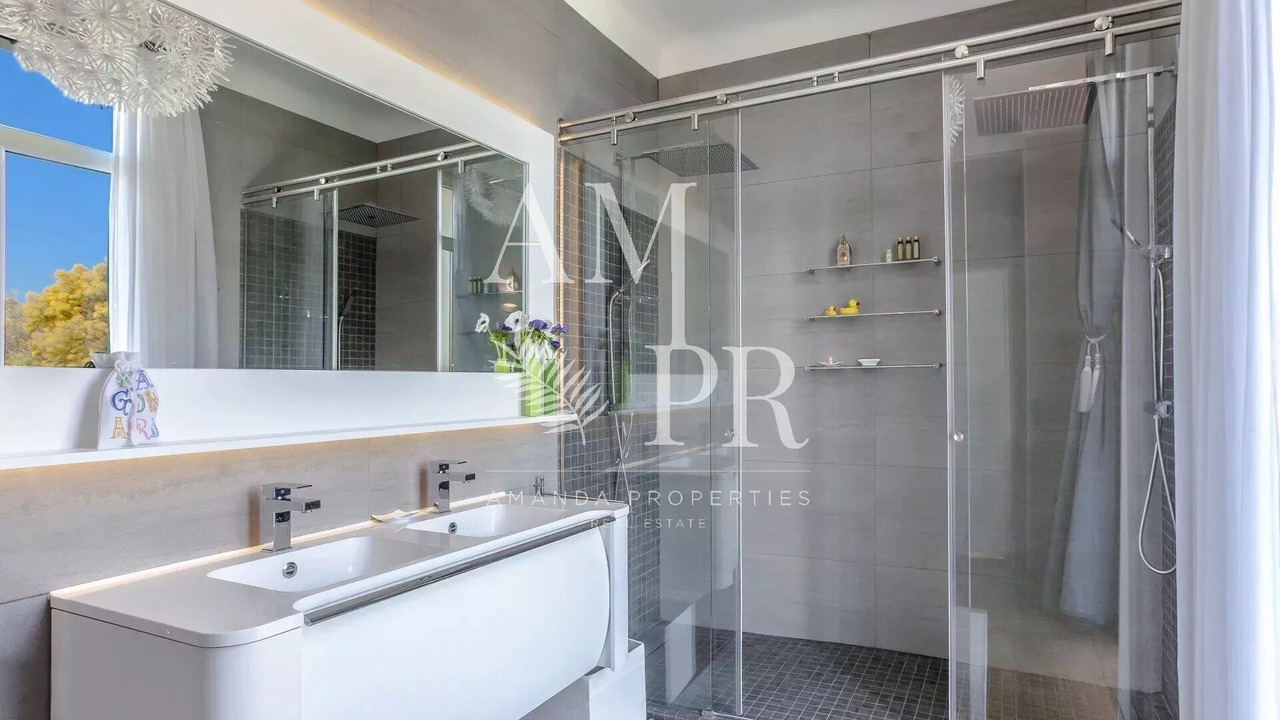 Photo of Bathroom in Pointe Croisette