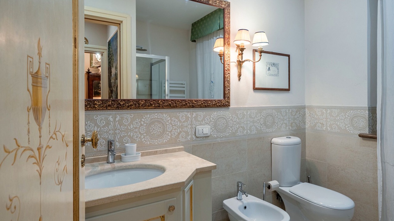 Photo of Bathroom in Altopascio