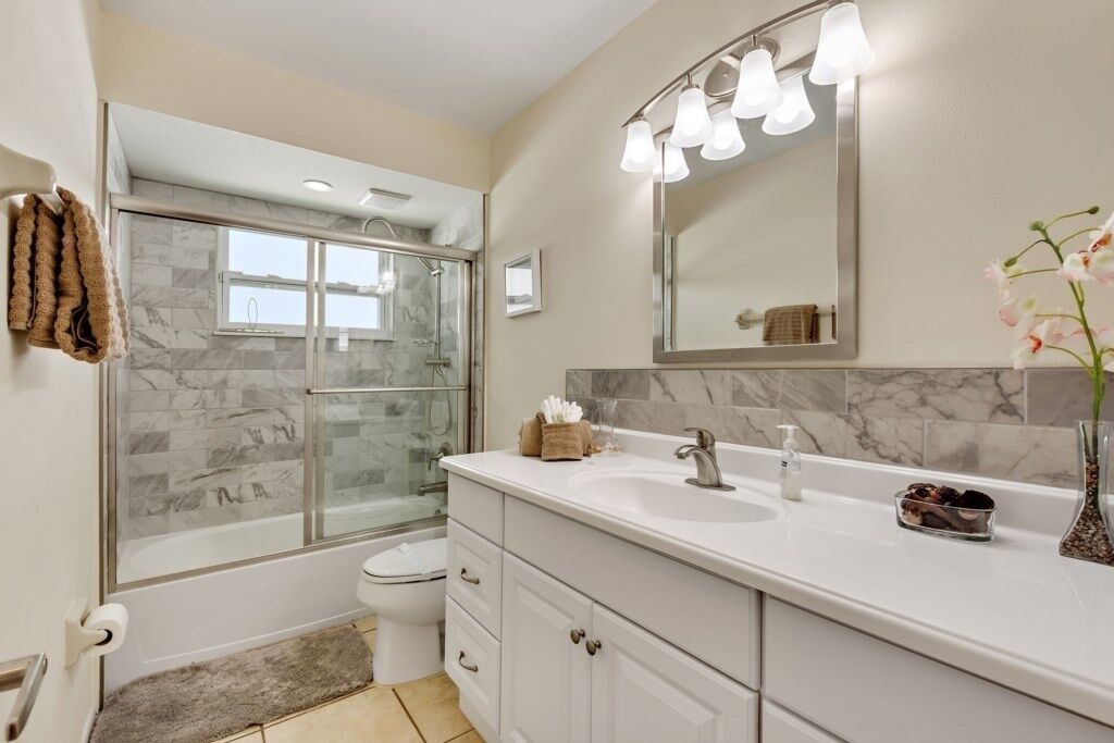 Photo of Bathroom in Indian Ridge