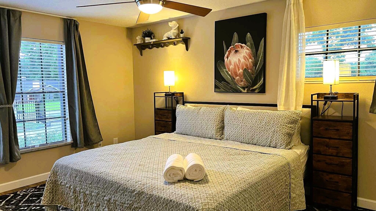 Photo of Bedroom in Longwood