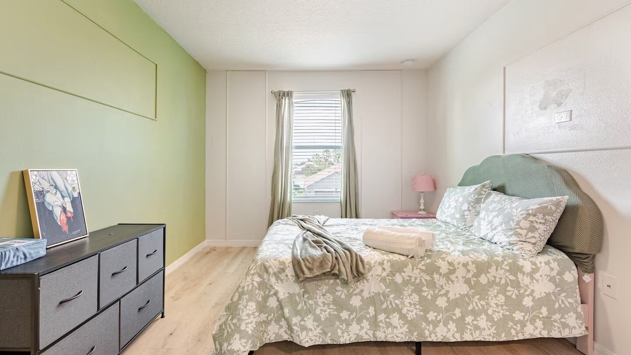 Photo of Bedroom in Southeast Orlando