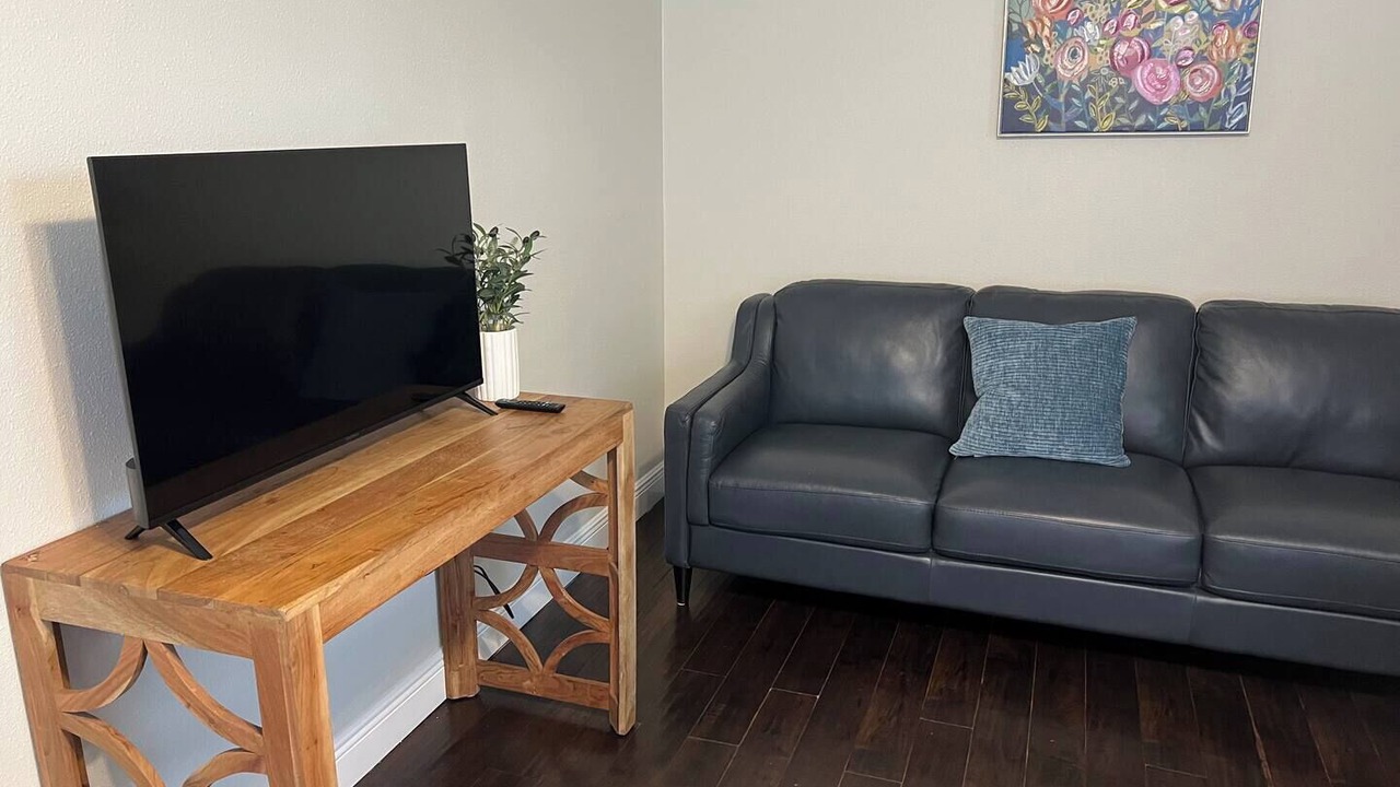Photo of Livingroom in Azalea Park