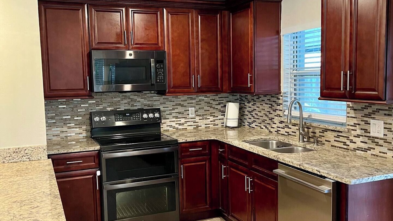 Photo of Kitchen in Azalea Park