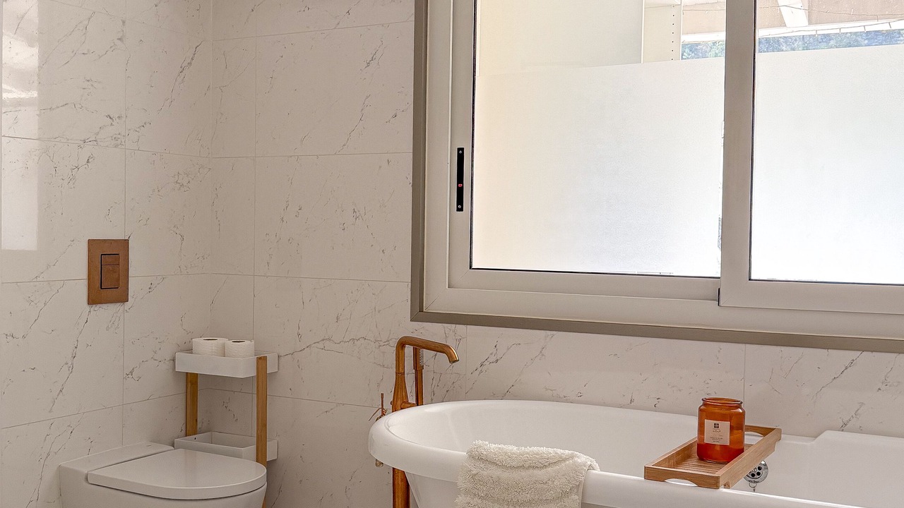 Photo of Bathroom in Contes