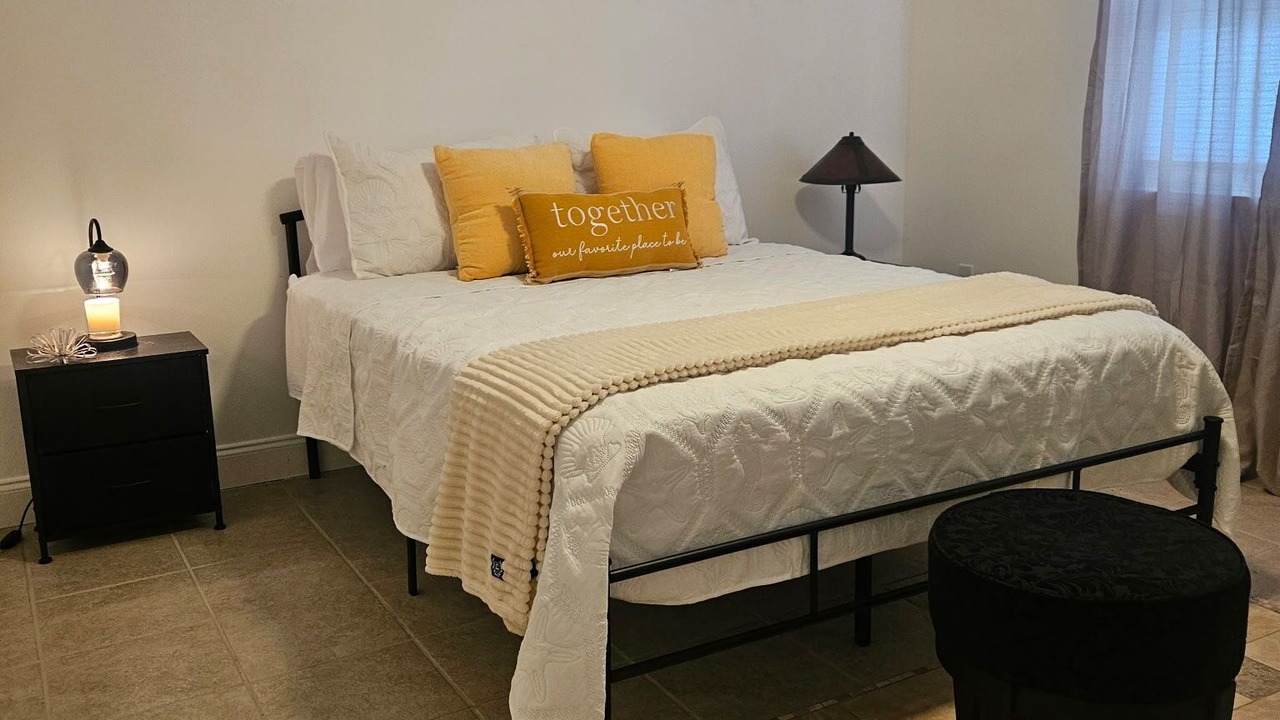 Photo of Bedroom in Campbell