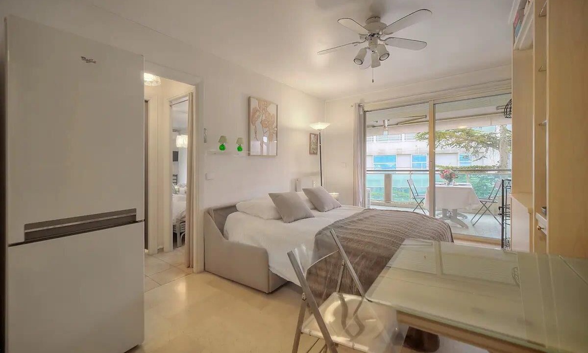 Photo of Bedroom in Carnot