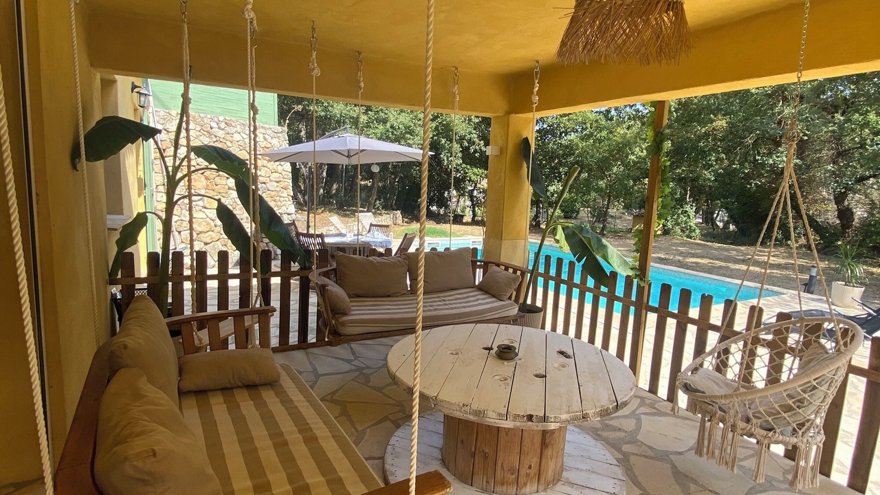 Photo of Patio Balcony in Saint-Paul-en-Foret