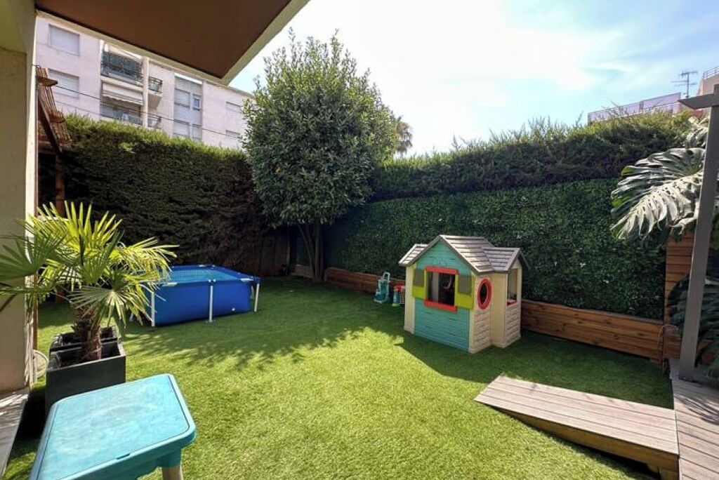 Photo of Outdoor in Saint-Laurent-du-Var