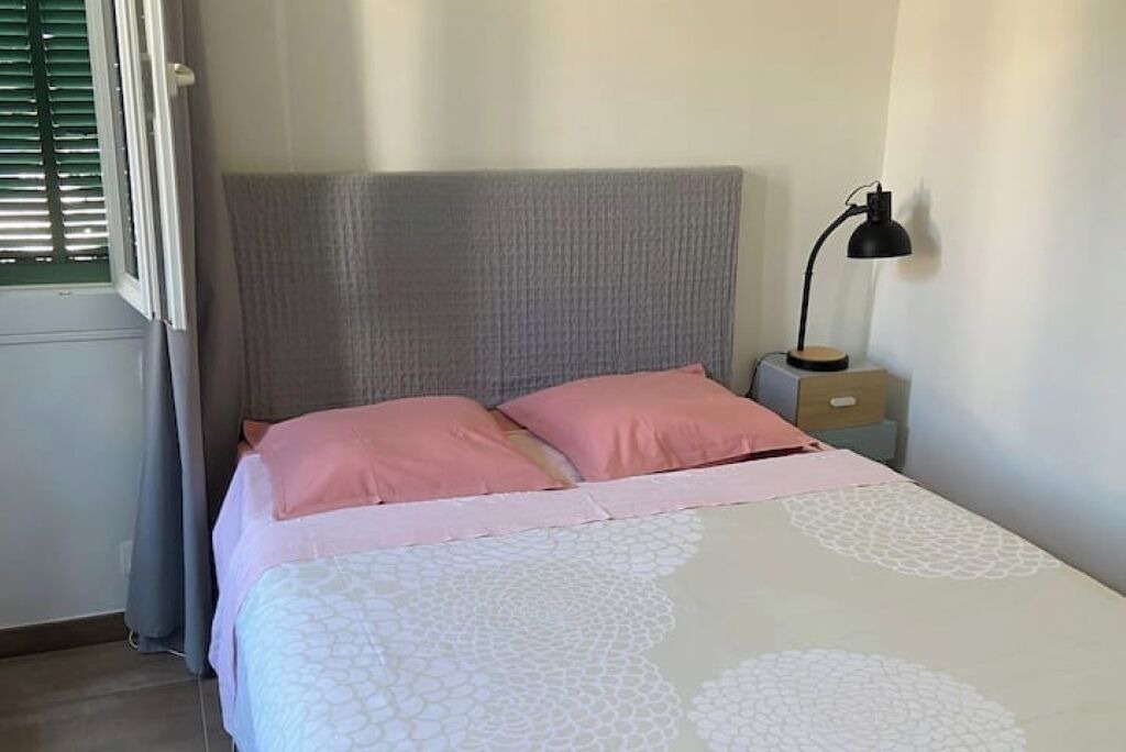Photo of Bedroom in Juan-les-Pins