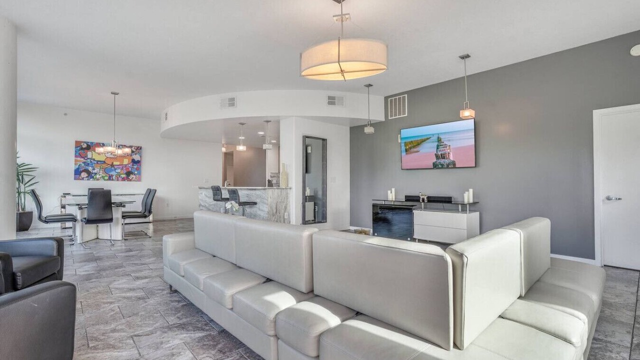 Photo of Livingroom in South Eola