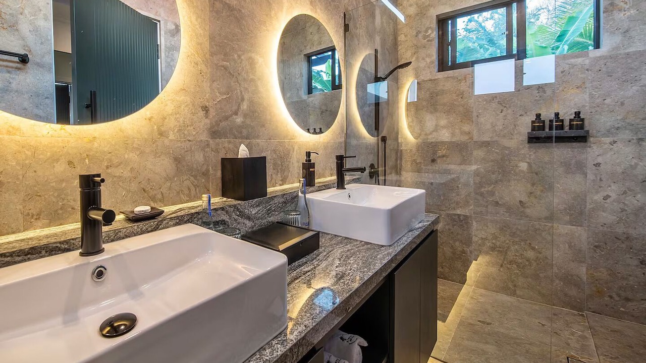 Photo of Bathroom in East Selemadeg