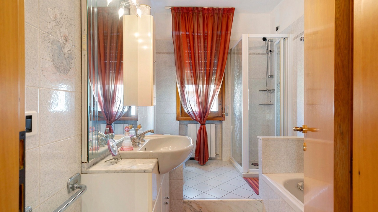 Photo of Bathroom in Montevarchi