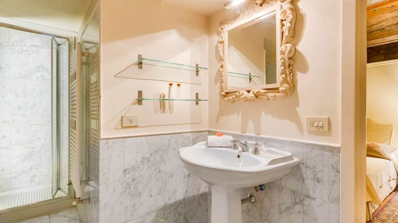 Photo of Bathroom in Duomo