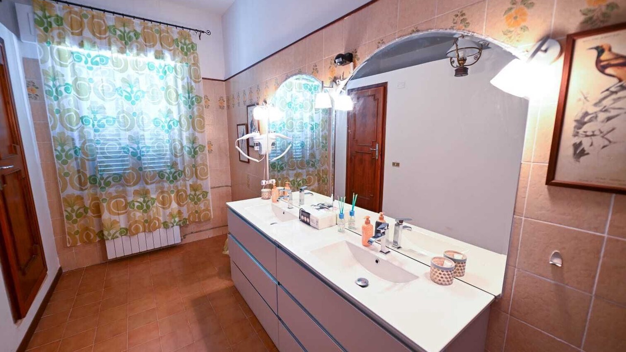 Photo of Bathroom in Caprona