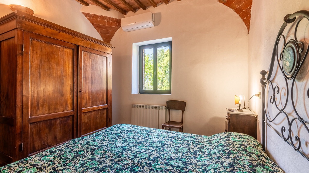 Photo of Bedroom in Murlo