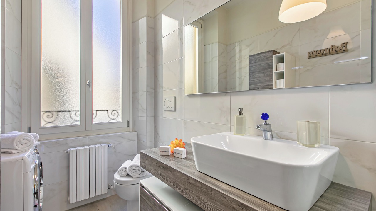 Photo of Bathroom in Zona Farini