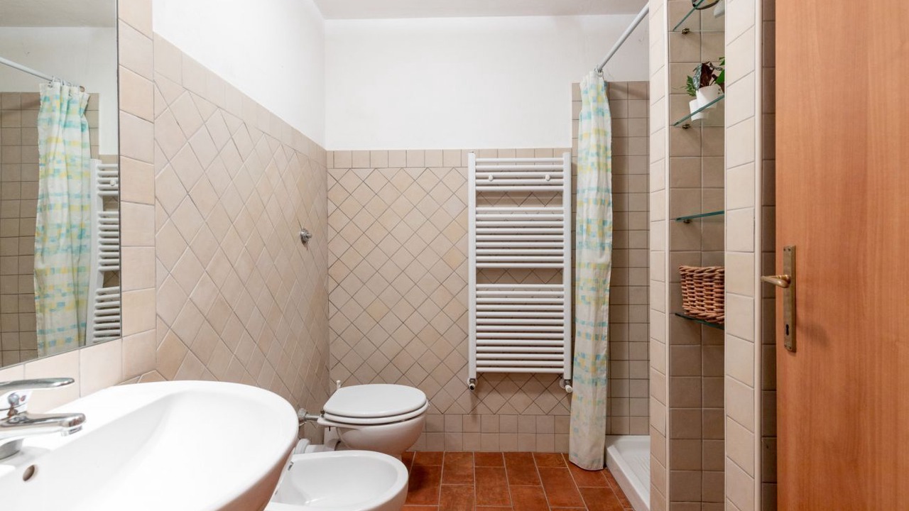 Photo of Bathroom in Tirrenia