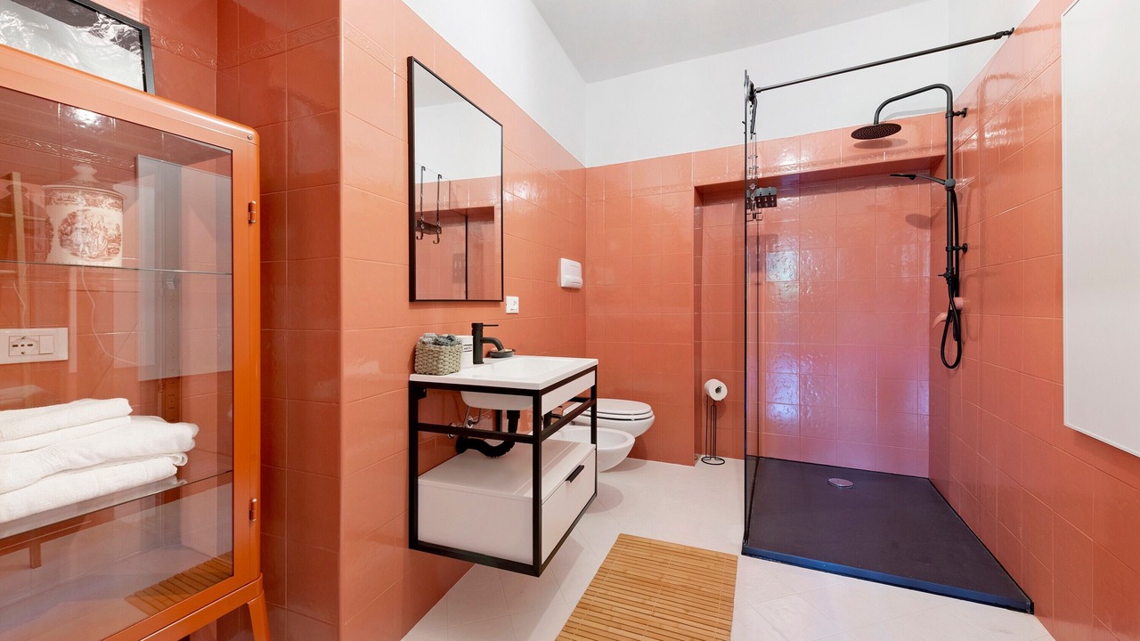 Photo of Bathroom in Roe Volciano