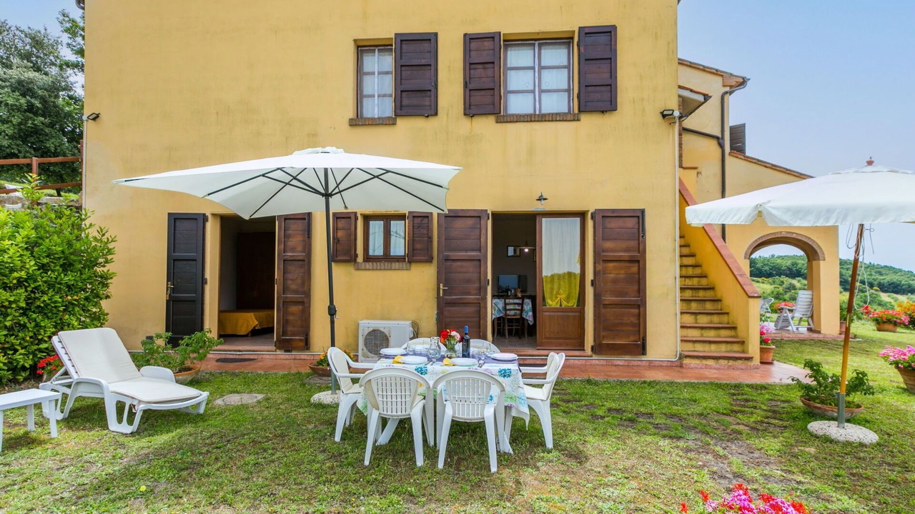 Photo of Outdoor in Castellina Marittima