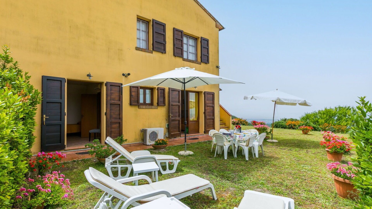 Photo of Outdoor in Castellina Marittima
