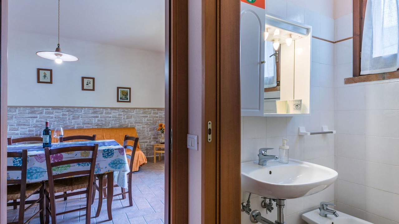 Photo of Bathroom in Castellina Marittima