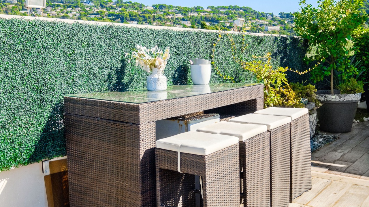 Photo of Patio Balcony in California - Pezou