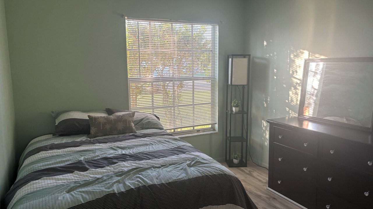 Photo of Bedroom in Buena Ventura Lakes