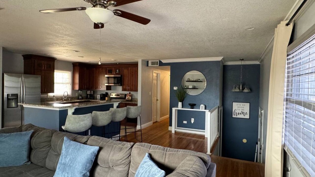 Photo of Livingroom in Pine Hills