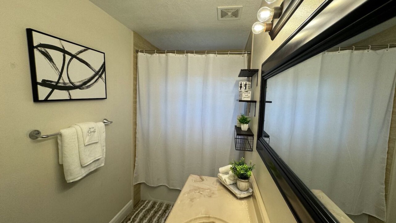Photo of Bathroom in Pine Hills