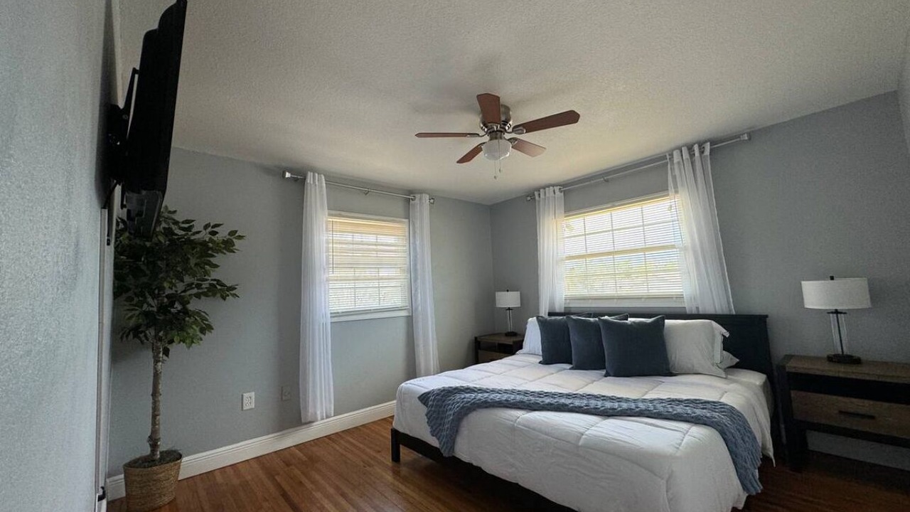 Photo of Bedroom in Pine Hills