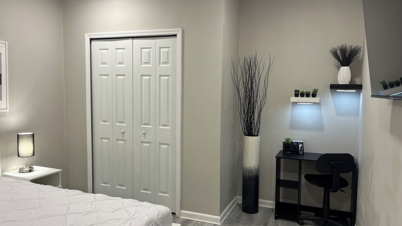 Photo of Bedroom in Buena Ventura Lakes