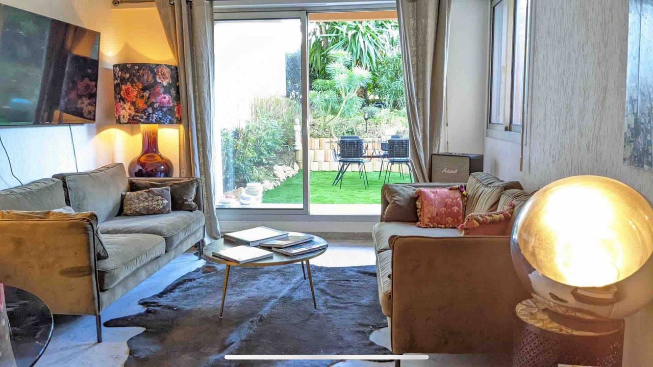 Photo of Livingroom in Cap-Ferrat