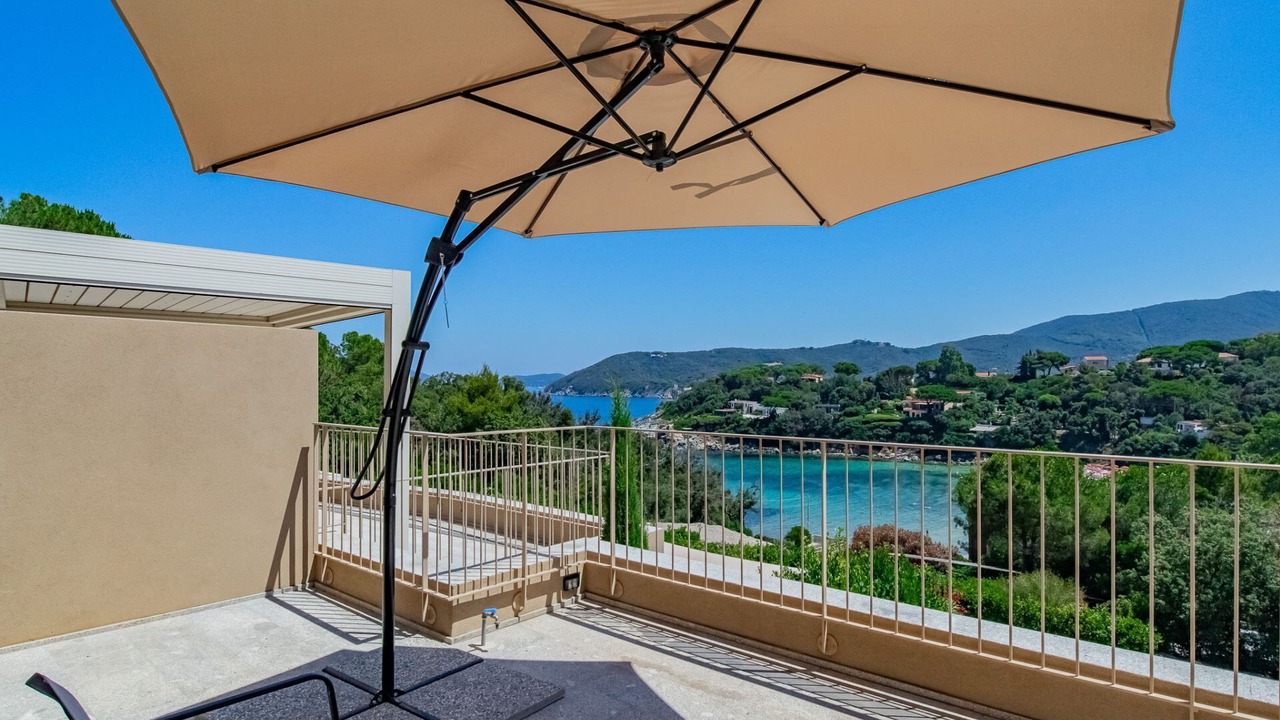Photo of Patio Balcony in Procchio